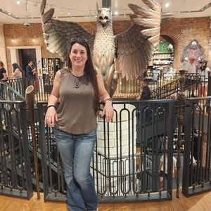 Meet your Posher, Jillian